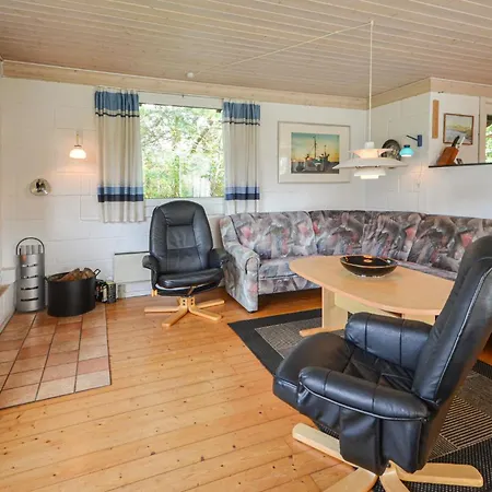 Stunning In With House A Panoramic View